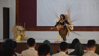 FLS2N 2023 Tingkat Kabupaten Purworejo Dihelat, SMA N 1 Borong Juara
