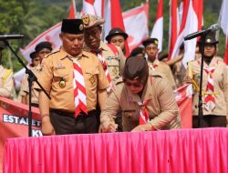 Wabup Serahkan Pasukan ETK Kepada Ketua Kwarcab Wonosobo