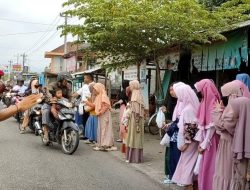 Bagi Takjil Tutup Kegiatan Pesantren Ramadhan SD Muri
