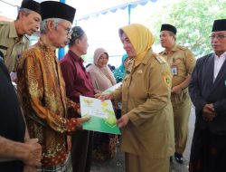 Bupati Serahkan Tali Asih Sebesar Rp 67 Juta