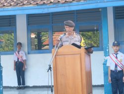 Pejabat Polres Jadi Inspektur Upacara SMPN 41