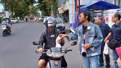 pewarta bagi takjil