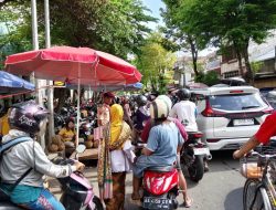 H-2 Lebaran, Purworejo Semakin Padat