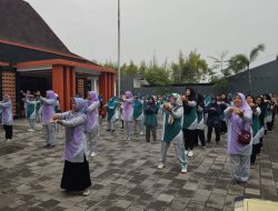 Seratusan Lansia di Kledung Karangdalem Unjuk Kreativitas