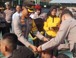 Bintara Remaja Polri Ikuti Tradisi Pembaretan