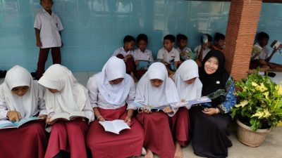 Petik Hasil Literasi, Hardiknas SD Kembangkuning Pituruh Melombakan Baca Puisi dan Berhitung