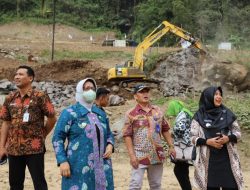 Tinjau Pembangunan Bendungan Bener, Bupati Berharap Selesai Tepat Waktu