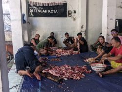 Pererat Toleransi Beragama, Warga Non Muslim Bantu Potong Hewan Kurban