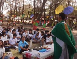 OMK Purworejo Gelar Misa Alam dan Bersih Pantai di Pantai Jetis, Sambut Kedatangan Paus Fransiskus
