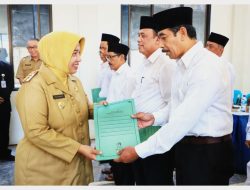 Bupati Serahkan SK Perpanjangan Keanggotaan BPD