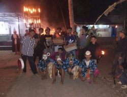 Ratusan Warga Luweng Lor Pituruh Antusias Ikuti Pawai Obor