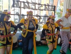 Kunjungi Museum Tosan Aji, Peserta Festival Layang-Layang Belajar Konservasi dan Tari Dolalak