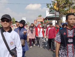 Grand Prize Sepeda Motor, Belasan Ribu Peserta Meriahkan Jalan Sehat Kutoarjo