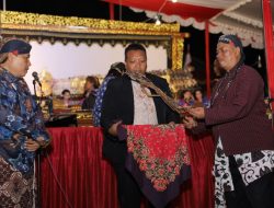 Dalang Ki Sunarpo Guno Prayitno Pungkasi Pentas Hiburan Rakyat dan Pituruh Expo 2024