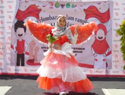 Adakan Lomba Kostum dari Sampah, MTs An Nawawi Ajarkan Siswa Peduli Lingkungan
