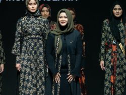 Tampil Bareng Desainer Ternama, Li Scarf An Nawawi Berjan Pamerkan Karya di MUFFEST+ 2024