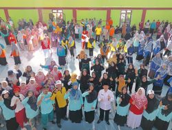 Senam Massal dan Lomba Samarakkan Peringatan Haornas Guru MI se Purworejo