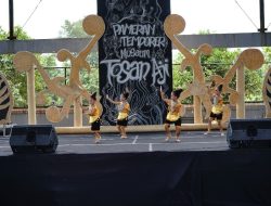 Ada Tampilan Sekolah dan Stand Makanan Tradisional di Pameran Museum Tosan Aji