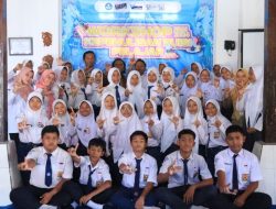 Siswa Diajak Tuangkan Pikiran dan Perasaan Melalui Puisi