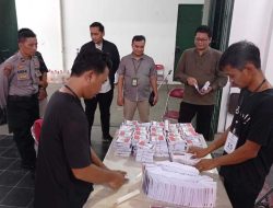 KPU Mulai Lakukan Sortir dan Lipat Surat Suara Pilkada 2024