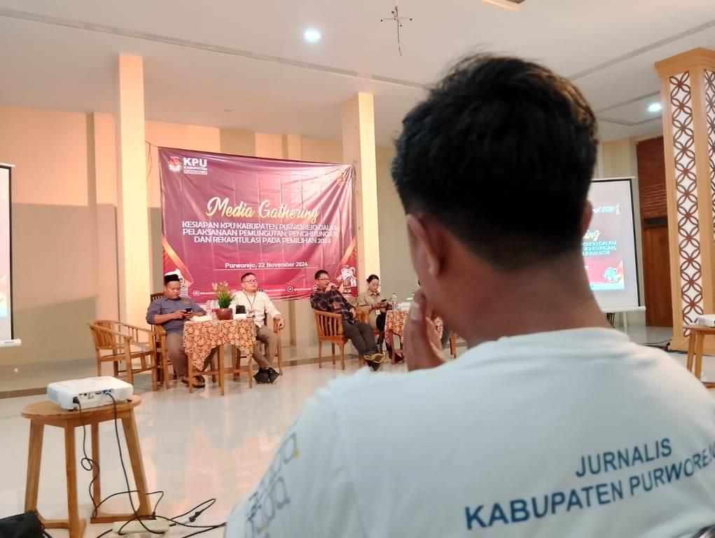 kotak suara