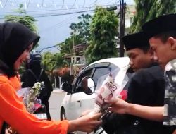 Bagikan Ribuan Bunga, RPK Ajak Semua Lakukan Kampanye Tanpa Memecah Belah