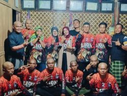 Yuli-Dion Menang Versi Hitung Cepat, 12 Relawan Langsung Cukur Gundul