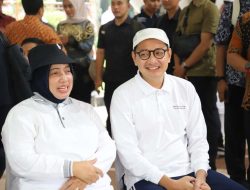 Yuli-Dion Ikuti Gladi Perdana Pelantikan Dengan Ceria