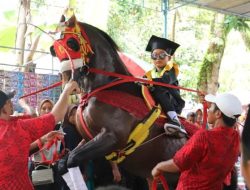 Tidak Saja Pendidikan Formal, Dion Agasi Juga Dorong Pendidikan Akhlakul Karimah Bagi Anak