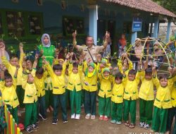 Siswa TK ABA Plipiran Bruno Dikenalkan Pertanian Sejak Dini