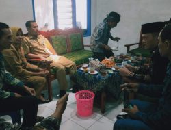 Hadiri Undangan Pernikahan, Ketua DPRD Disambati Warga Soal Sinyal