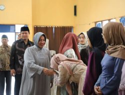 Di Bruno, Bupati Yuli Kenang Kebersamaan Masa Kuliah di Undaris