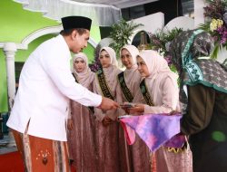 100 Hari Luthfi-Yasin, Terbitkan Pergub Pesantren, Cairkan Insentif Guru Agama
