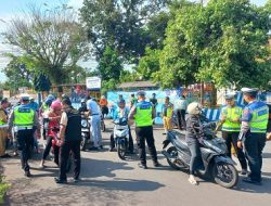 Kampanye Jateng Patuh 5P, Tim Gabungan Gelar Pemeriksaan Pajak Kendaraan di Jalan Raya