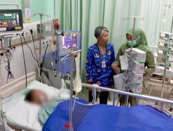 Dirawat di RS Kariadi, Gubernur Ahmad Luthfi Pantau Anak Pekalongan Digigit Ular Weling
