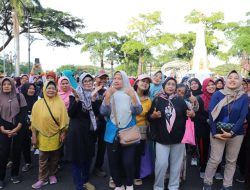 Ribuan Warga Digoda Hadiah Jalan Sehat Koperasi