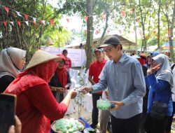 Gandeng Warga, SMK Kesehatan Inisiasi Pasar Tiban Pring Koplak