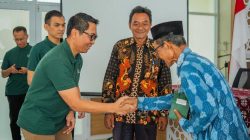 Perkuat Imunitas Warga Kulon Progo, MORAZEN Yogyakarta Salurkan 70 Multivitamin
