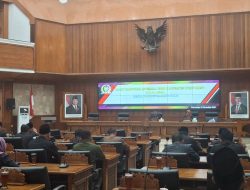 H Fran Suharmaji Bakal Digantikan oleh Hj Nani Astuti