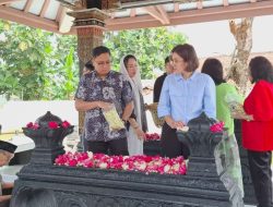 Di Hari Pahlawan, Bramantyo Suwondo Sempatkan Nyekar ke Makam Sarwo Edhie Prabowo