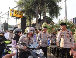 Polres Berbagi Dengan Anak Yatim