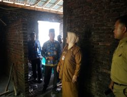 Bupati Apresiasi Kebersamaan Warga Bantu Tetangga Kebakaran