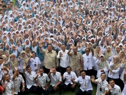 Prabowo dan Ahmad Luthfi Kunjungi SMAN 1 Cilacap, Revitalisasi Sekolah dan MBG Dipuji Siswa