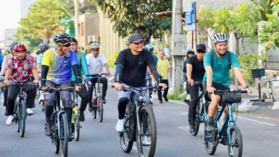 Dari Berangkat Kerja Gowes hingga WFH, Cara Ahmad Luthfi Budayakan Hemat Energi di Jateng