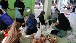 Perguruan Muhammadiyah Bayan Distribusikan 600 Paket Daging