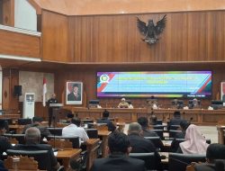 Fraksi Demokrat Soroti Pendidikan dan Rencana Utang Daerah dalam KUA-PPAS 2027