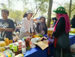 Mbak Thifa Kampanyekan Gerakan Larisi UMKM di Festival Layang-Layang Ketawang