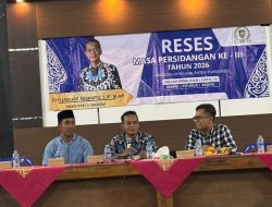 Eko Januar Datang, Warga Kroyolor Usulkan Peningkatan Fasilitas GOR Desa