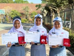 Berkat Daun, Tiga Siswa SMAN 7 Purworejo Raih Emas di Malaysia